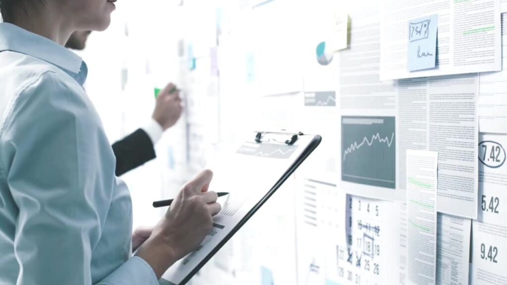 Desvendando o Código da Eficiência: O Papel da Ciência de Dados na Gestão de Pessoas