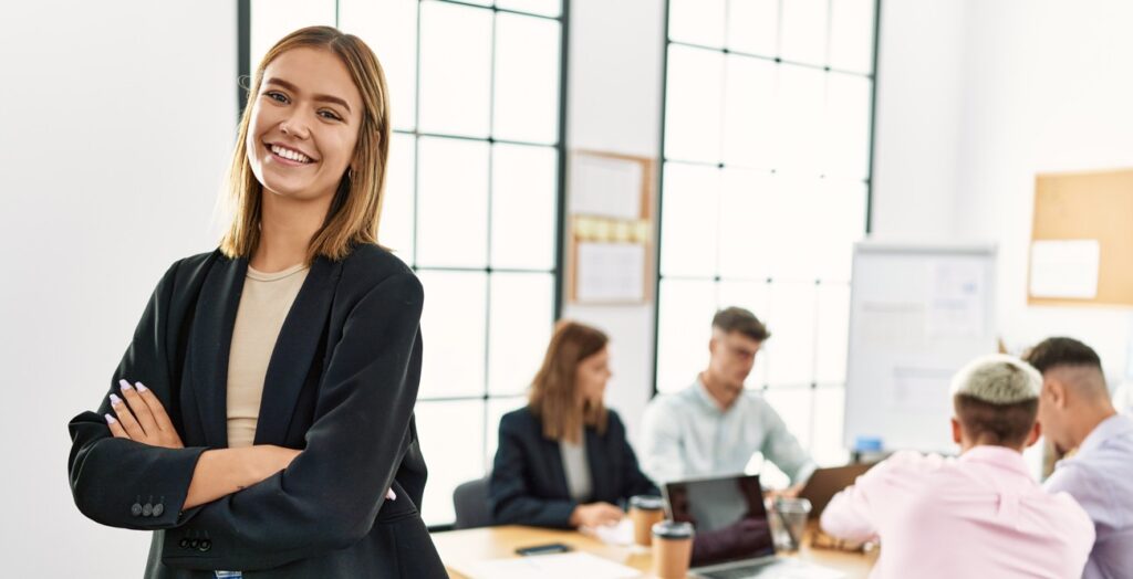 A Nova Era do Trabalho: Por que Empresas Precisam Redefinir a Gestão Híbrida com Dados e Inteligência